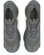 BALENCIAGA - TRIPLE S - https://treadfitpro.com/