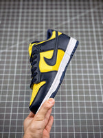 NIKE DUNK LOW