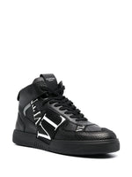 VALENTINO GARAVANI - SNEAKERS - https://treadfitpro.com/
