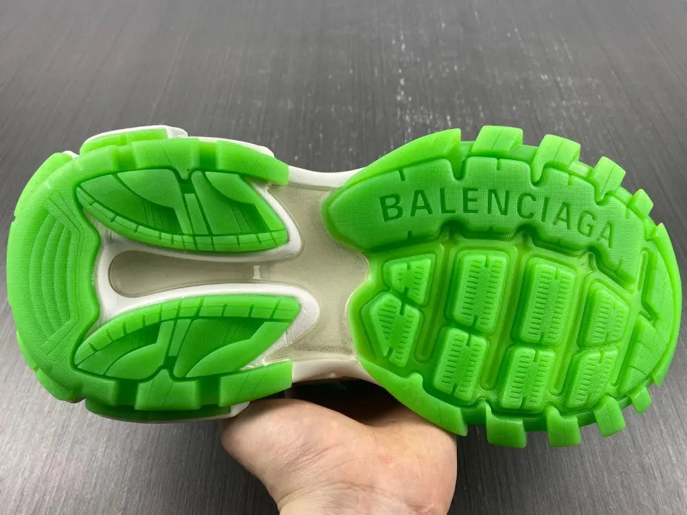 BALENCIAGA - SNEAKERS Metroutfits