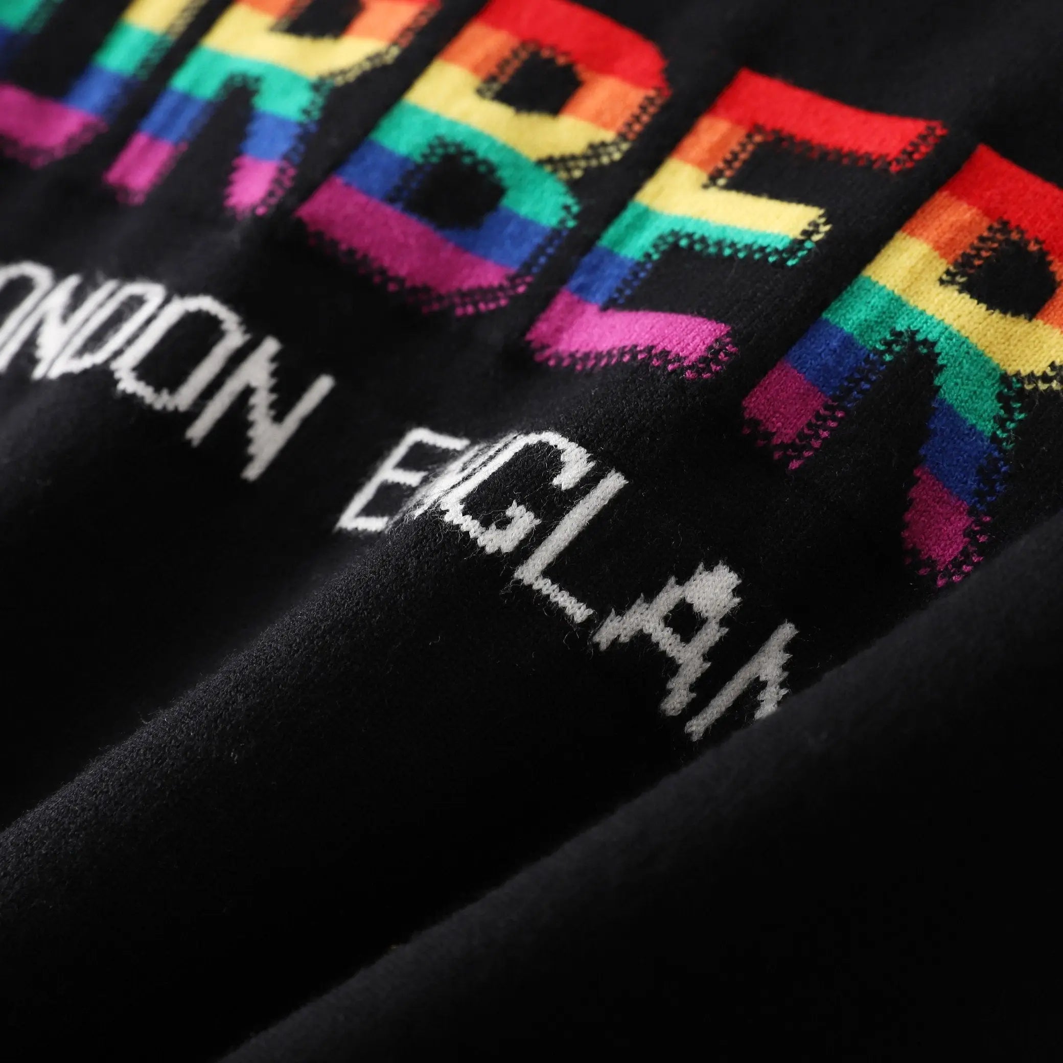 BURBERRY - SWEATSHIRT Metroutfits