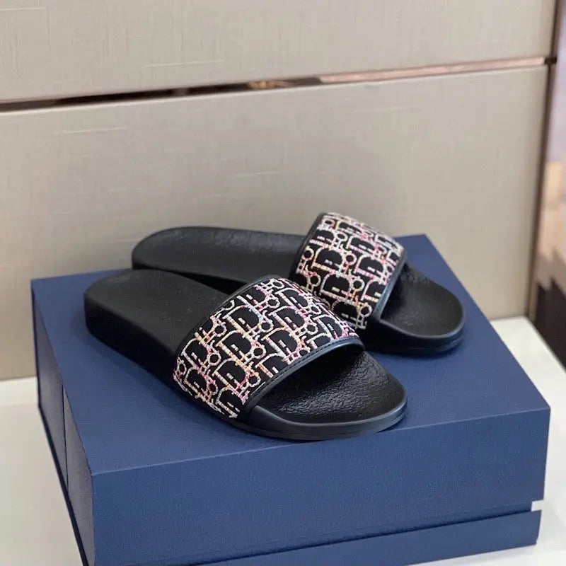 DIOR - SLIPPER Metroutfits