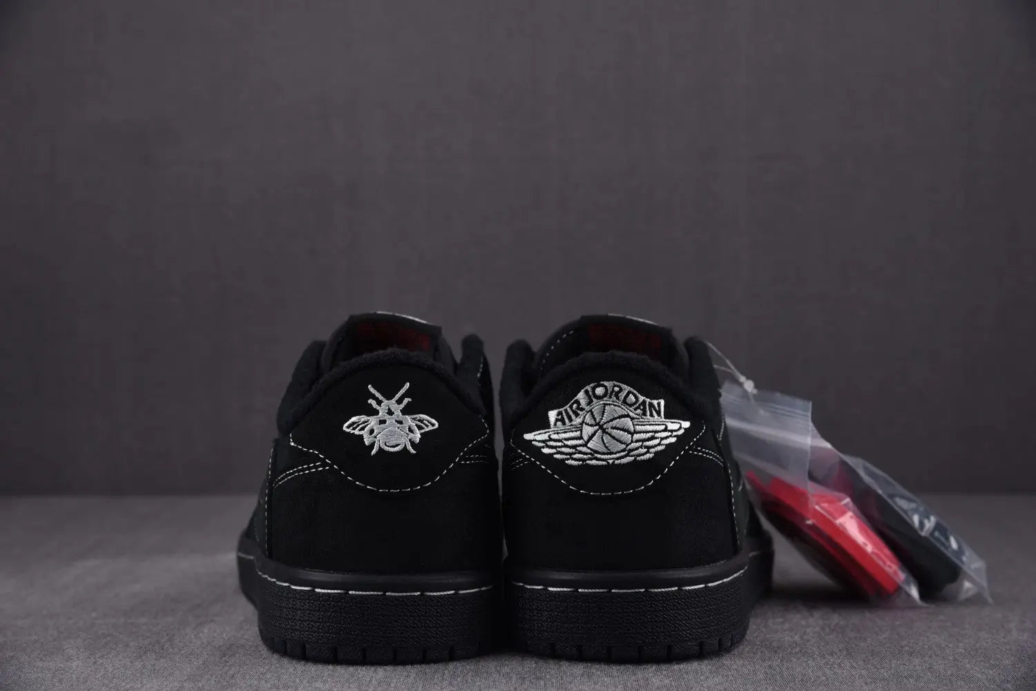 AIR JORDAN 1 LOW OG “SP Travis Scott Black Phantom” Metroutfits