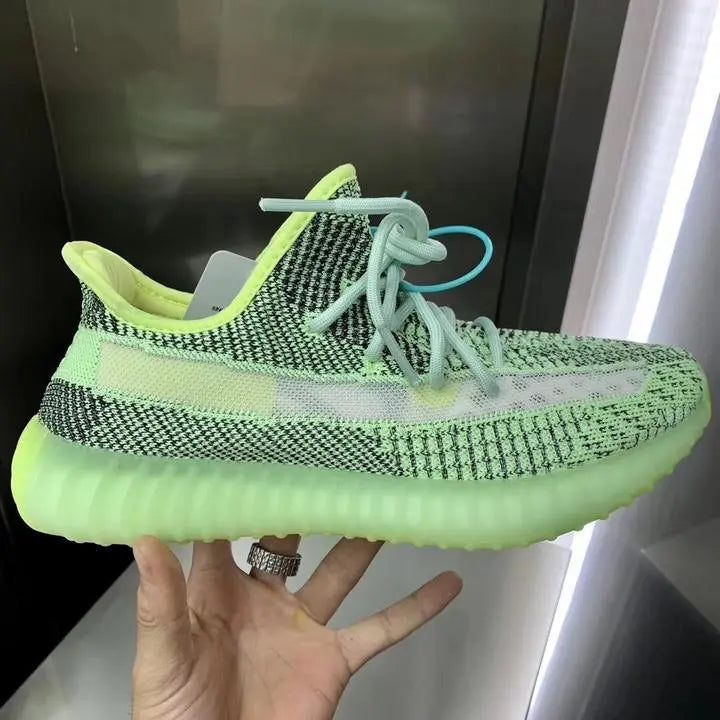 ADIDAS - YEEZY 350 - https://treadfitpro.com/