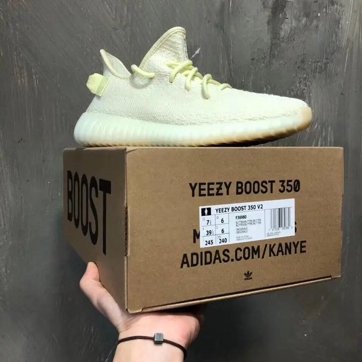 ADIDAS - YEEZY 350 - https://treadfitpro.com/
