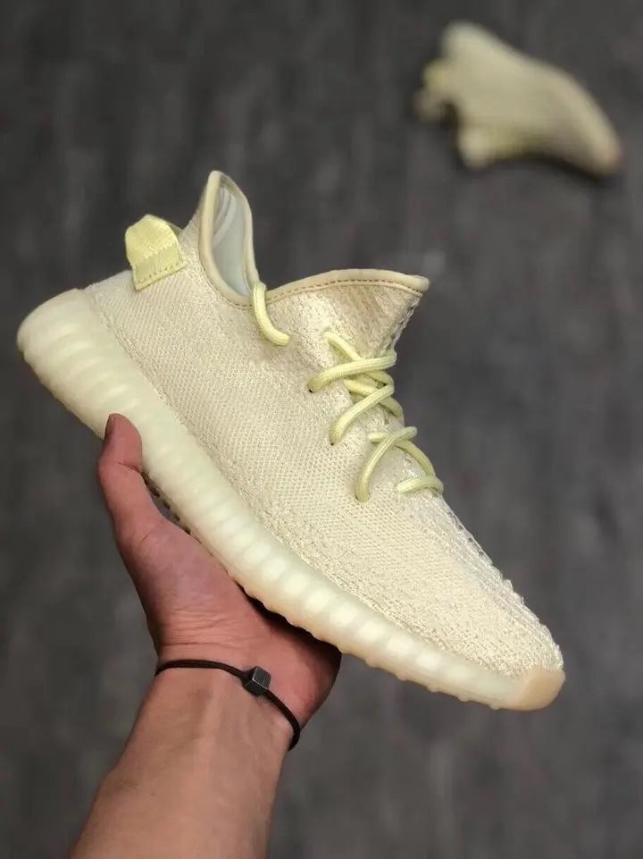 ADIDAS - YEEZY 350 - https://treadfitpro.com/