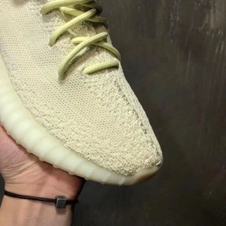 ADIDAS - YEEZY 350 - https://treadfitpro.com/