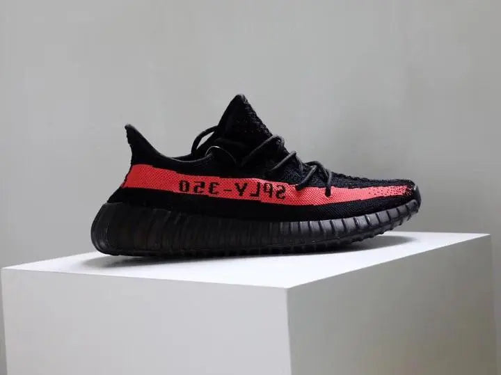 ADIDAS - YEEZY 350 - https://treadfitpro.com/