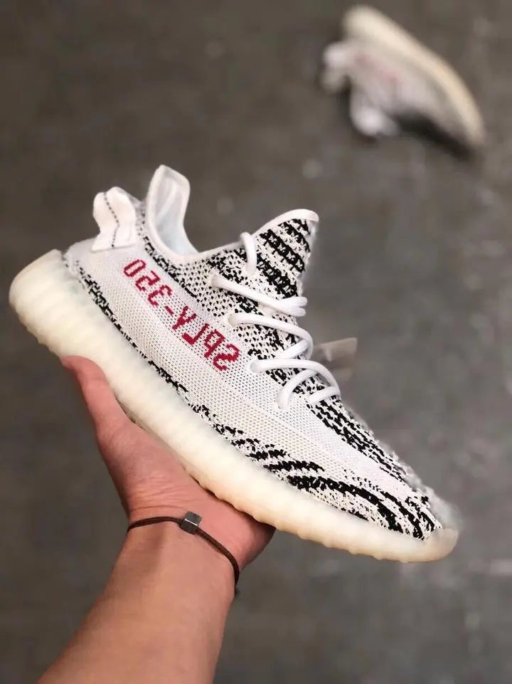ADIDAS - YEEZY 350 - https://treadfitpro.com/