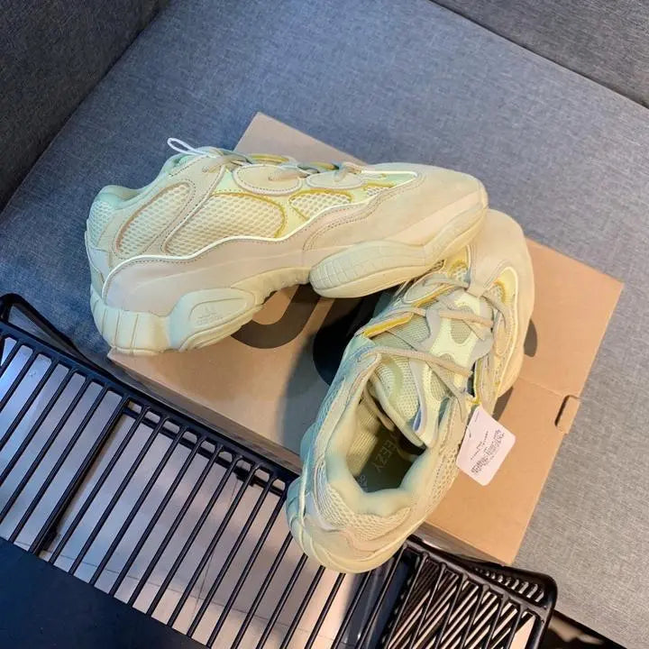 ADIDAS - YEEZY 500 - https://treadfitpro.com/