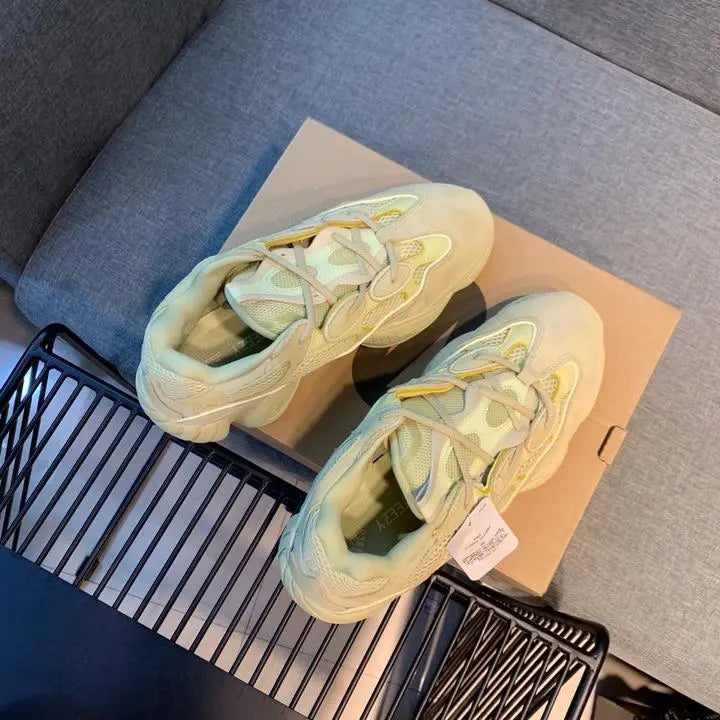 ADIDAS - YEEZY 500 - https://treadfitpro.com/