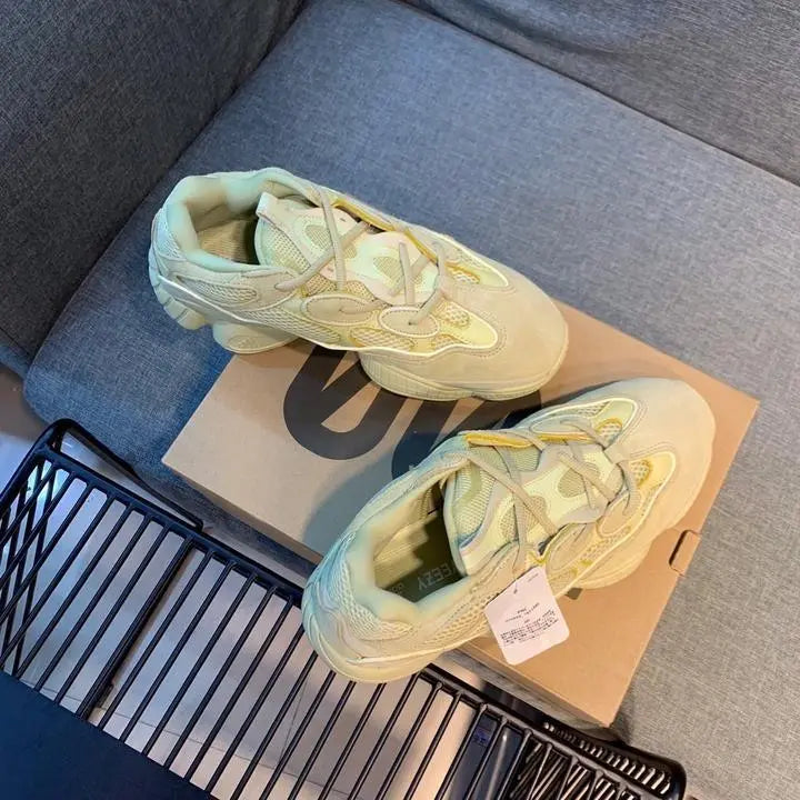 ADIDAS - YEEZY 500 - https://treadfitpro.com/