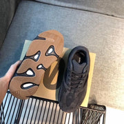 ADIDAS - YEEZY 700 - https://treadfitpro.com/
