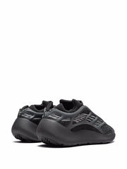 ADIDAS - YEEZY 700 V3 - https://treadfitpro.com/