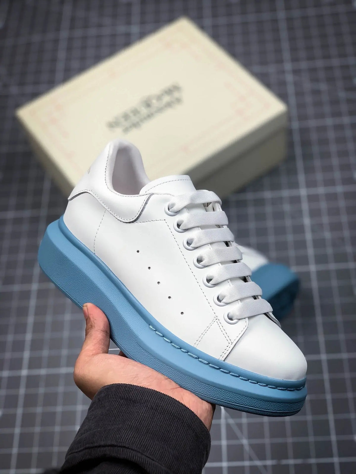 ALEXANDER MCQUEEN - SNEAKER - https://treadfitpro.com/