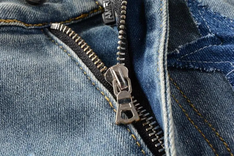 AMIRI - JEANS - https://treadfitpro.com/