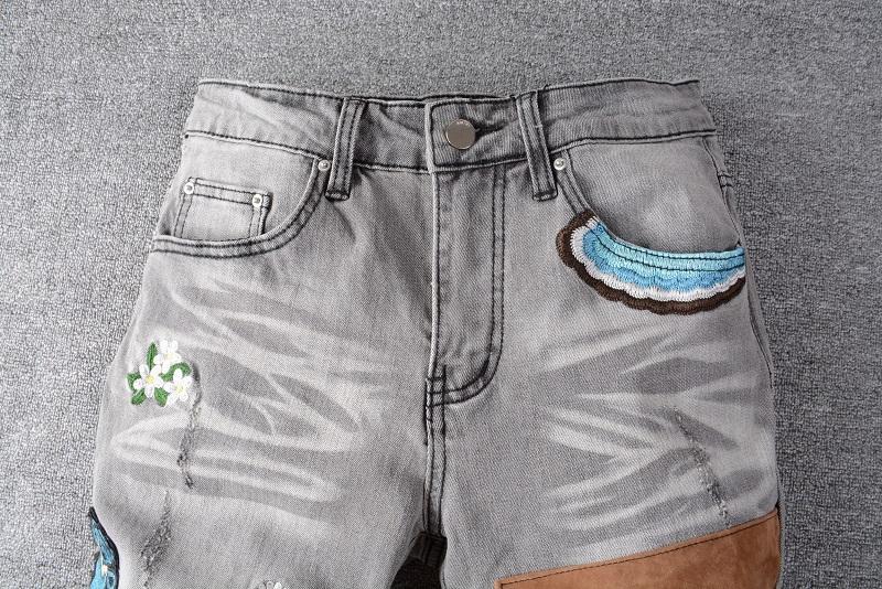 AMIRI - JEANS - https://treadfitpro.com/