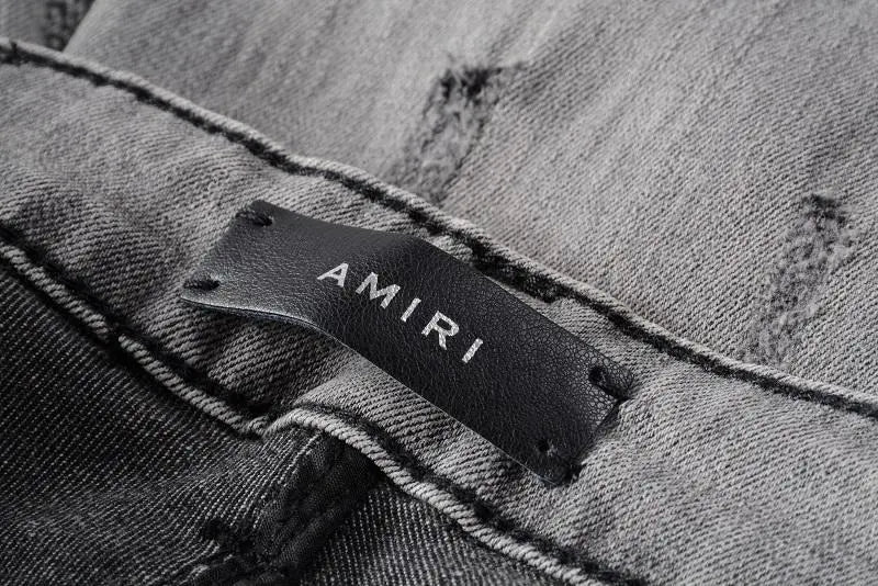AMIRI - JEANS - https://treadfitpro.com/