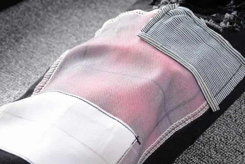 AMIRI - JEANS - https://treadfitpro.com/