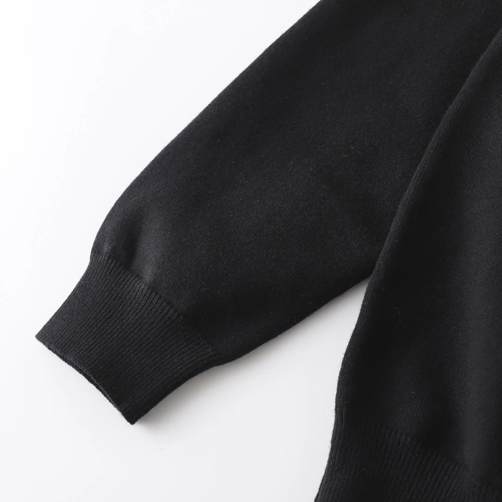 ARMANI - SWEATSHIRT - https://treadfitpro.com/