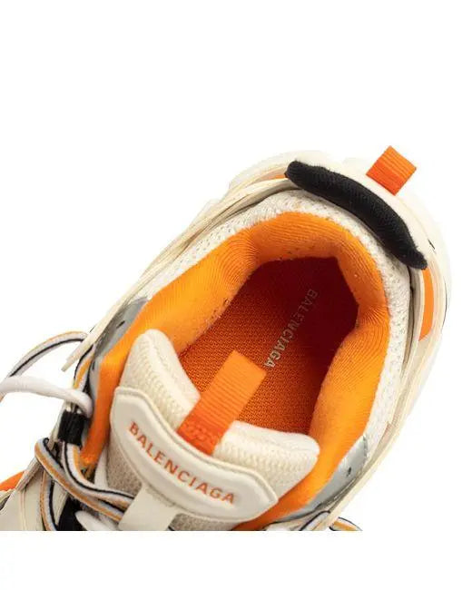 BALENCIAGA - SNEAKERS - https://treadfitpro.com/