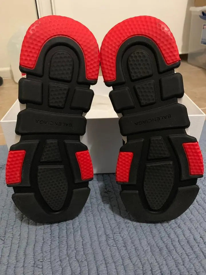 BALENCIAGA - SPEED TRAINER - https://treadfitpro.com/