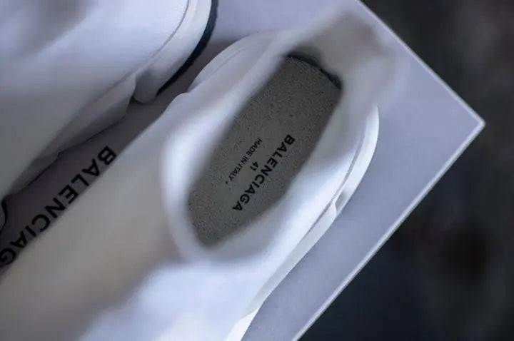 BALENCIAGA - SPEED TRAINER - https://treadfitpro.com/