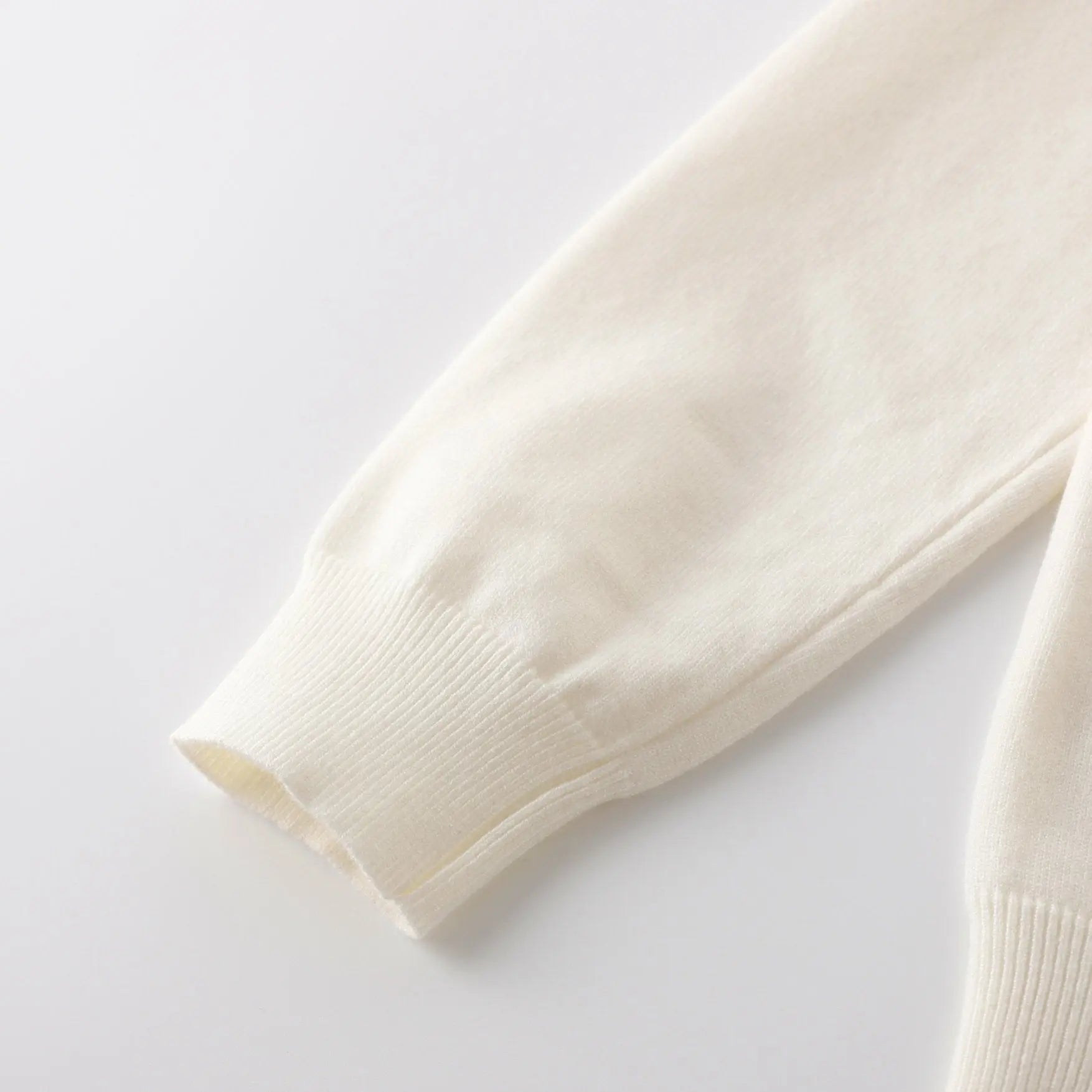 BALENCIAGA - SWEATSHIRT - https://treadfitpro.com/