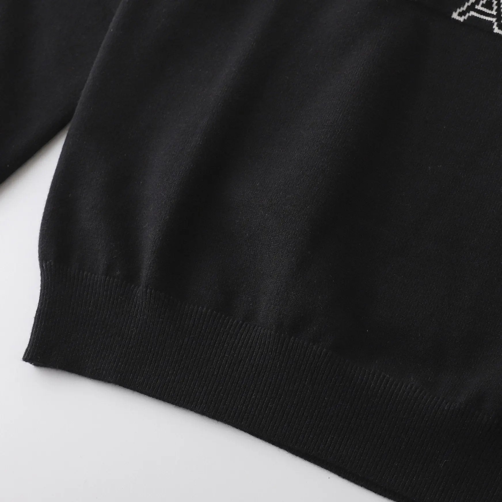 BALENCIAGA - SWEATSHIRT - https://treadfitpro.com/