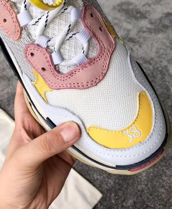 BALENCIAGA - TRIPLE S - https://treadfitpro.com/