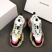 BALENCIAGA - TRIPLE S - https://treadfitpro.com/