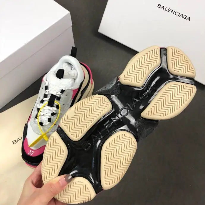 BALENCIAGA - TRIPLE S - https://treadfitpro.com/