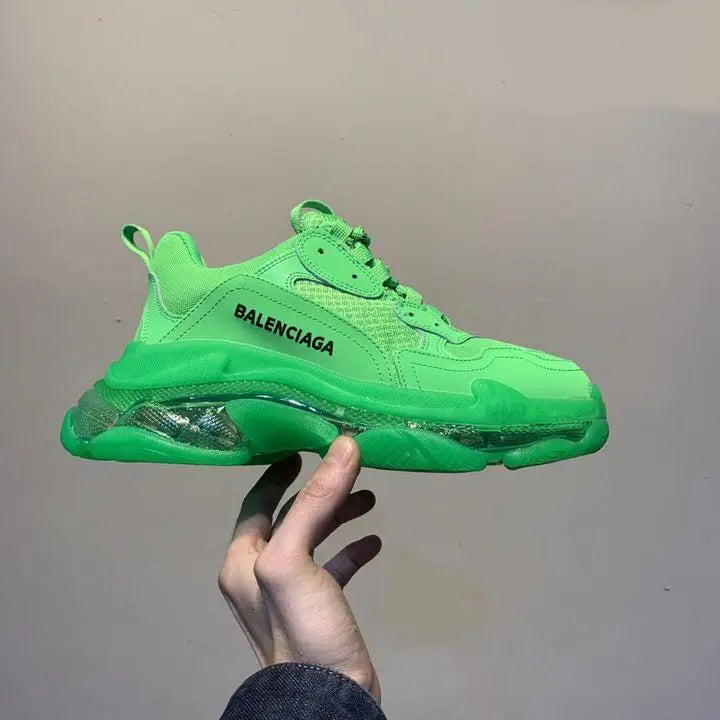 BALENCIAGA - TRIPLE S - https://treadfitpro.com/