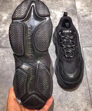 BALENCIAGA - TRIPLE S - https://treadfitpro.com/