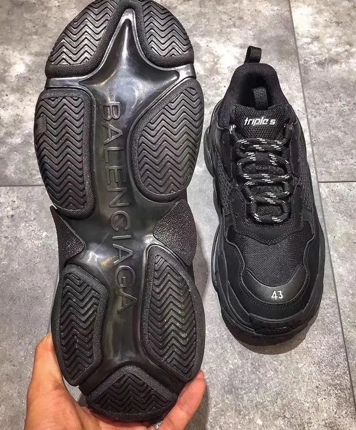 BALENCIAGA - TRIPLE S WOMEN’S - https://treadfitpro.com/
