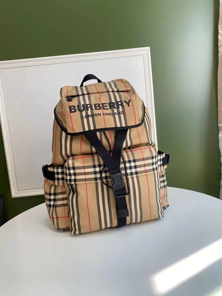 BURBERRY - BACKPACK - https://treadfitpro.com/