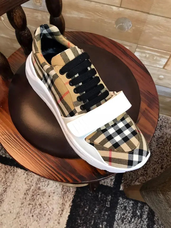 BURBERRY - SNEAKER - https://treadfitpro.com/