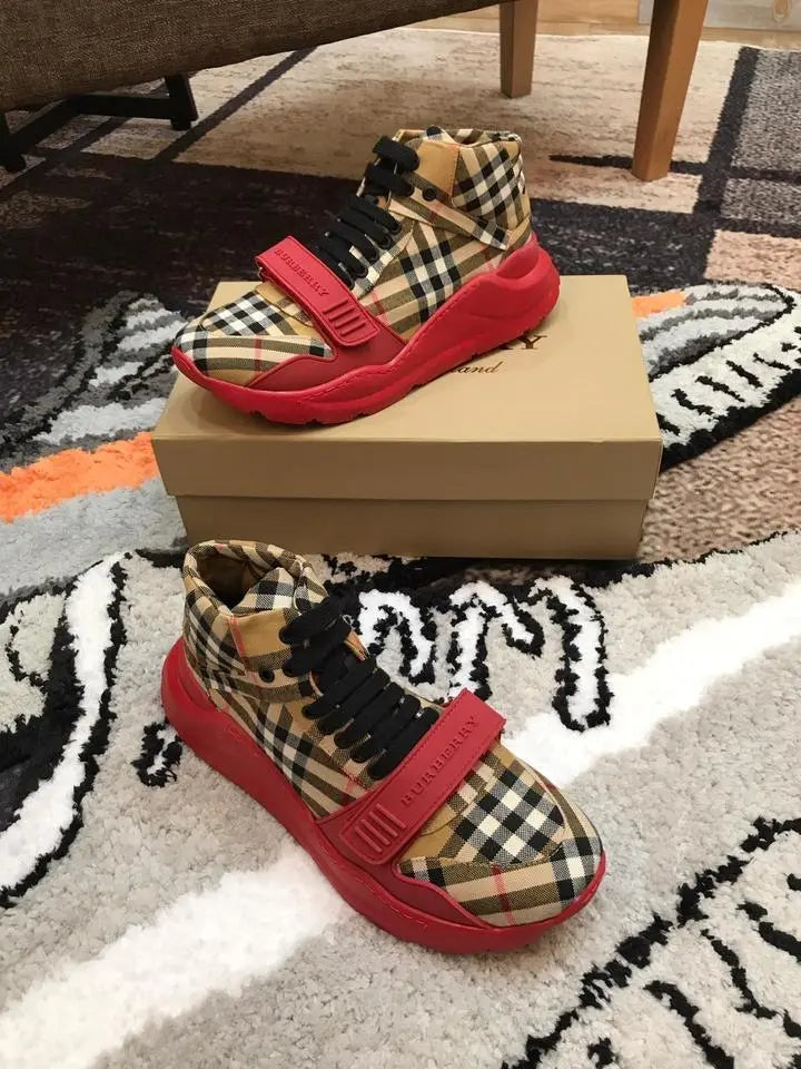 BURBERRY - SNEAKER - https://treadfitpro.com/