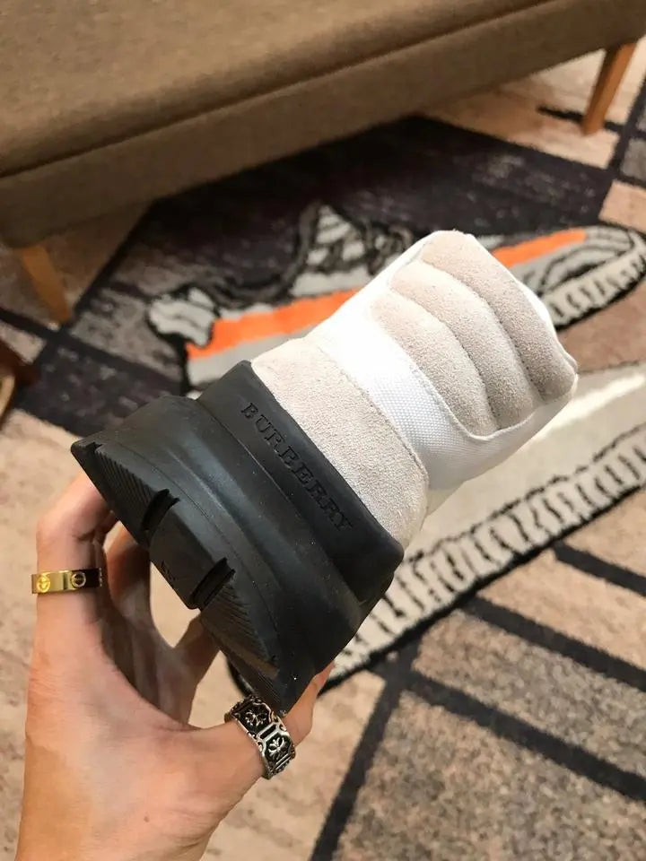 BURBERRY - SNEAKER - https://treadfitpro.com/
