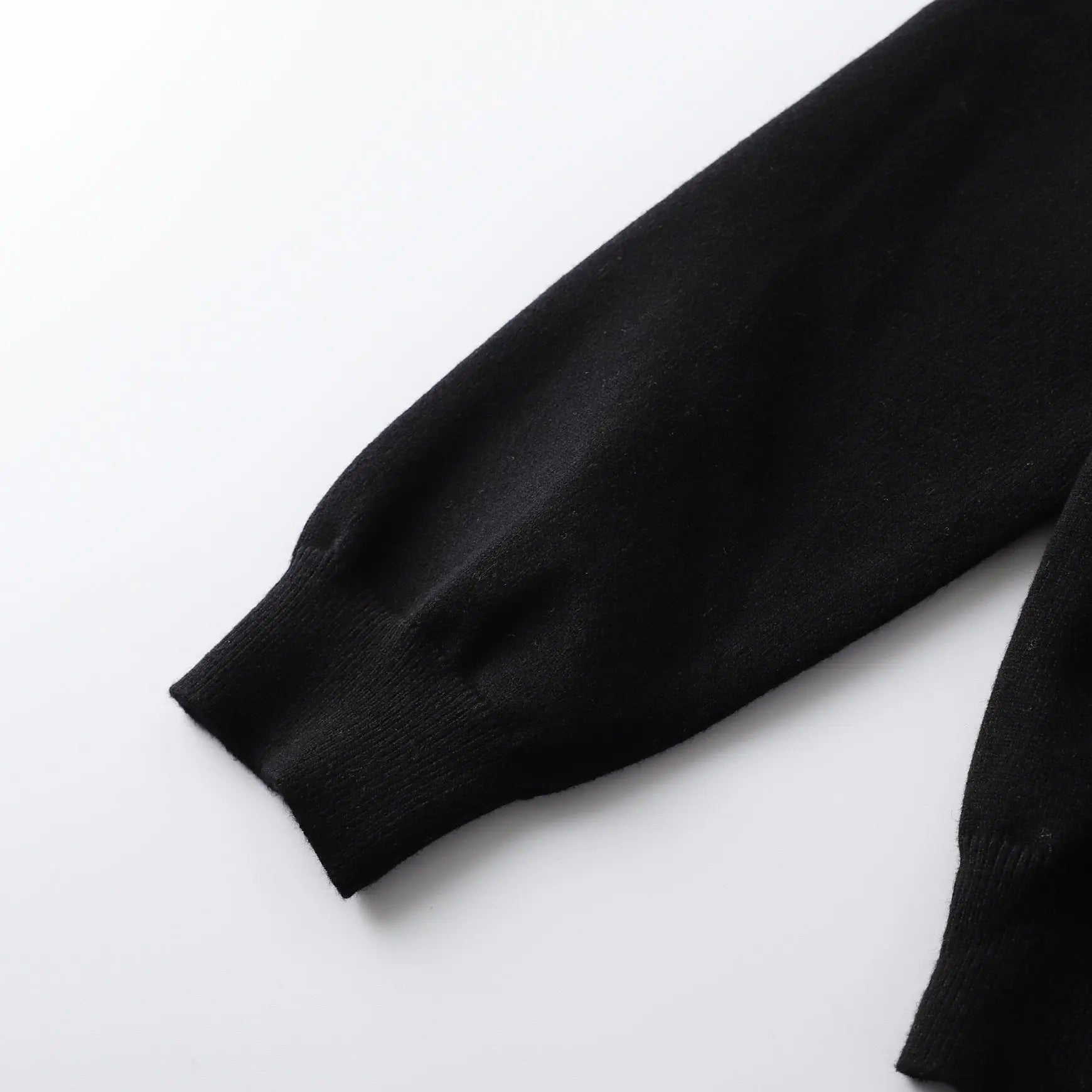 BURBERRY - SWEATSHIRT - https://treadfitpro.com/