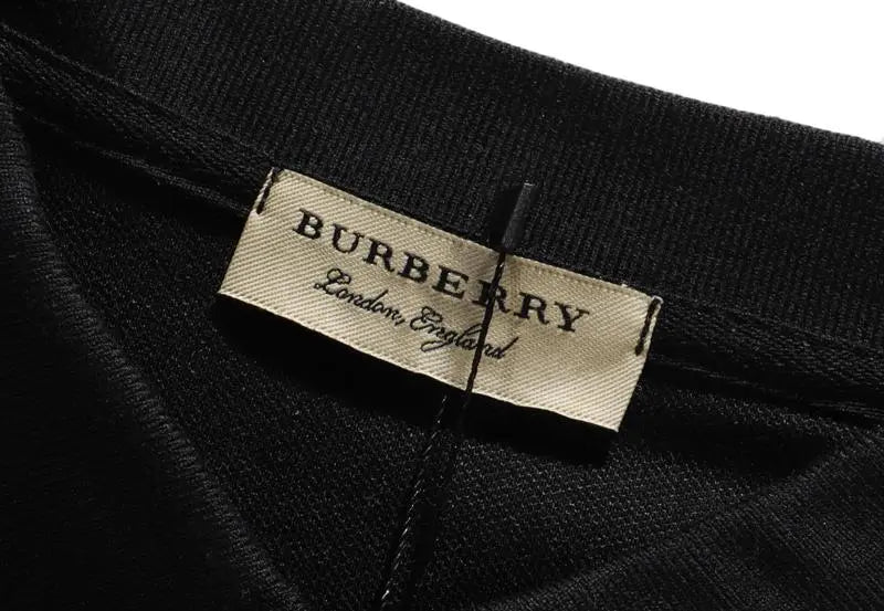 BURBERRY - T SHIRT - https://treadfitpro.com/