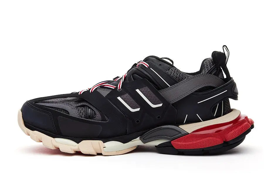 BALENCIAGA - SNEAKERS Metroutfits