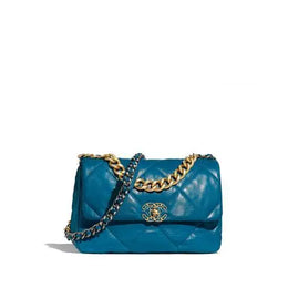 CHANEL - SAC À BANDOULIÈRE - https://treadfitpro.com/