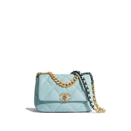 CHANEL - SAC À BANDOULIÈRE - https://treadfitpro.com/