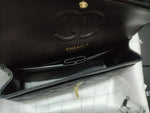 CHANEL - SAC À BANDOULIÈRE - https://treadfitpro.com/