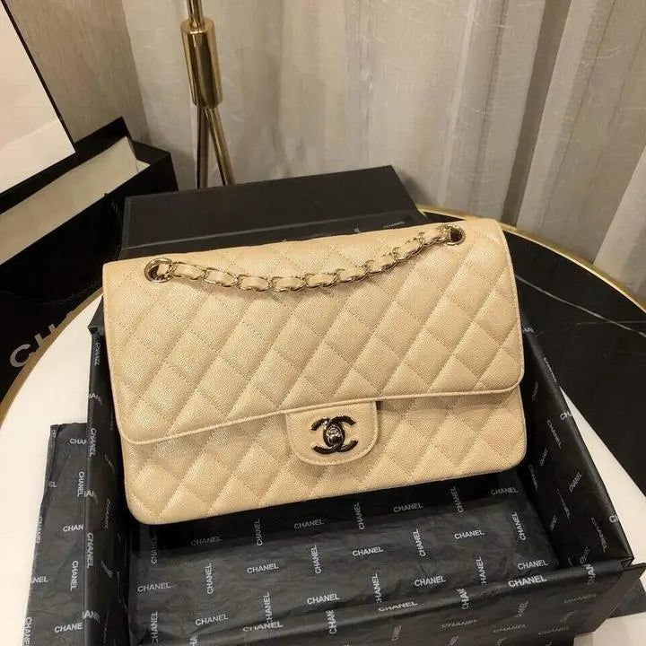 CHANEL - SAC À MAIN - https://treadfitpro.com/