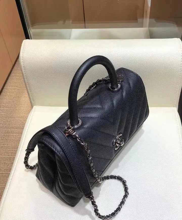CHANEL - SAC À MAIN - https://treadfitpro.com/
