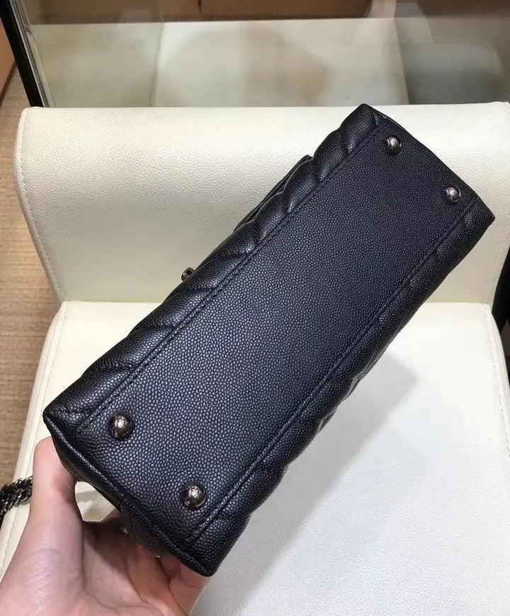 CHANEL - SAC À MAIN - https://treadfitpro.com/