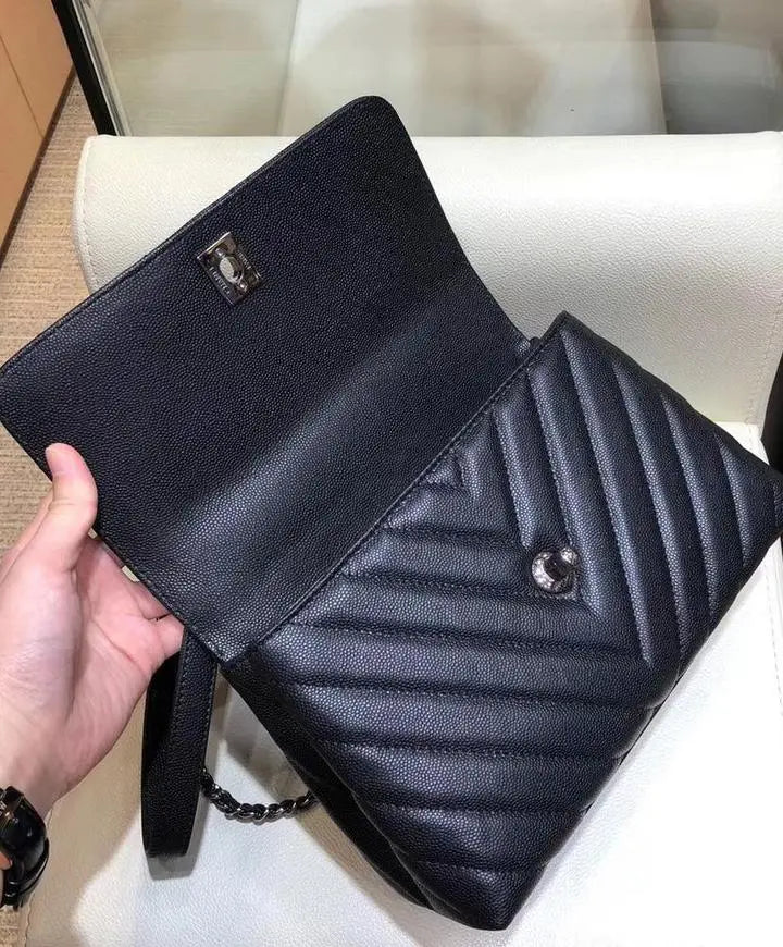 CHANEL - SAC À MAIN - https://treadfitpro.com/