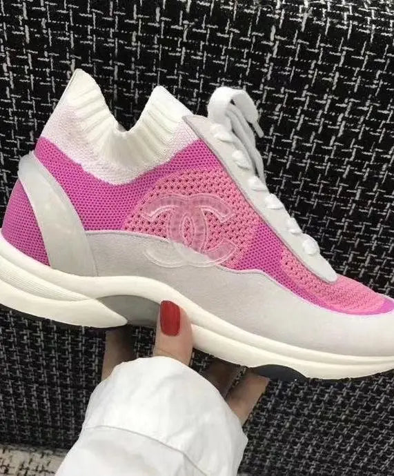CHANEL - SNEAKER FEMME - https://treadfitpro.com/